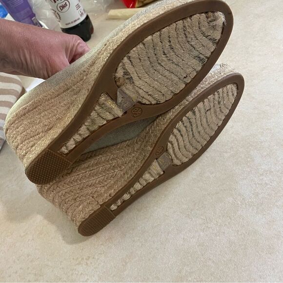 J crew Seville Espadrilles Shoes wedges size 8.5 Light Gold Metallic women’s - Picture 6 of 9